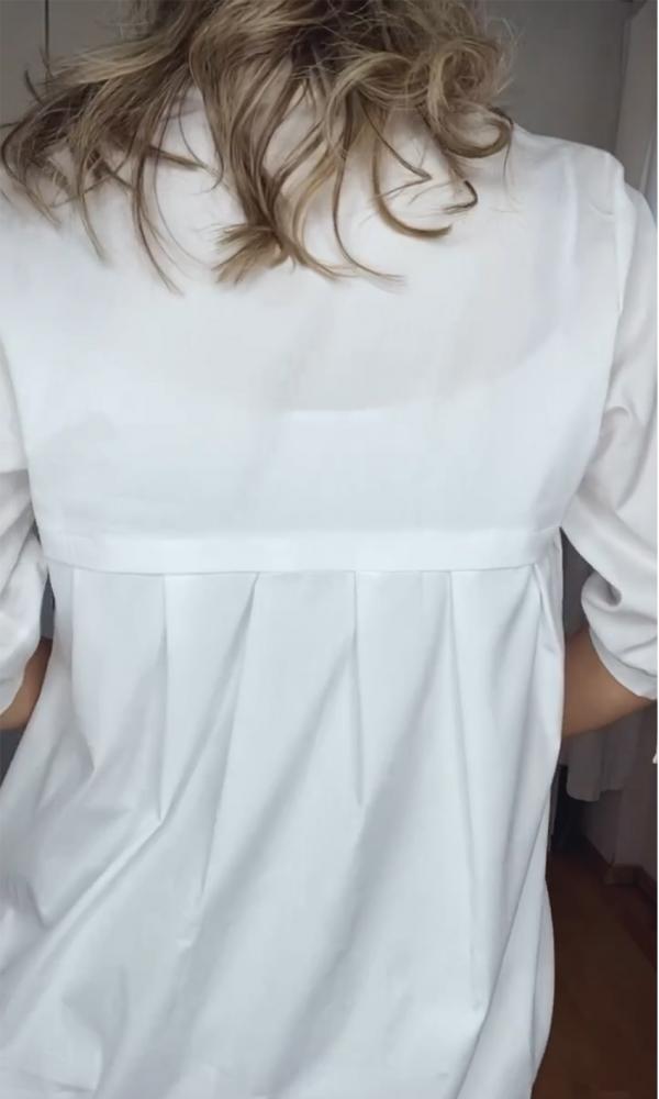 Bow-back pleated shirt top