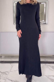 Women's Round Neck Long Sleeve Sweater Dress